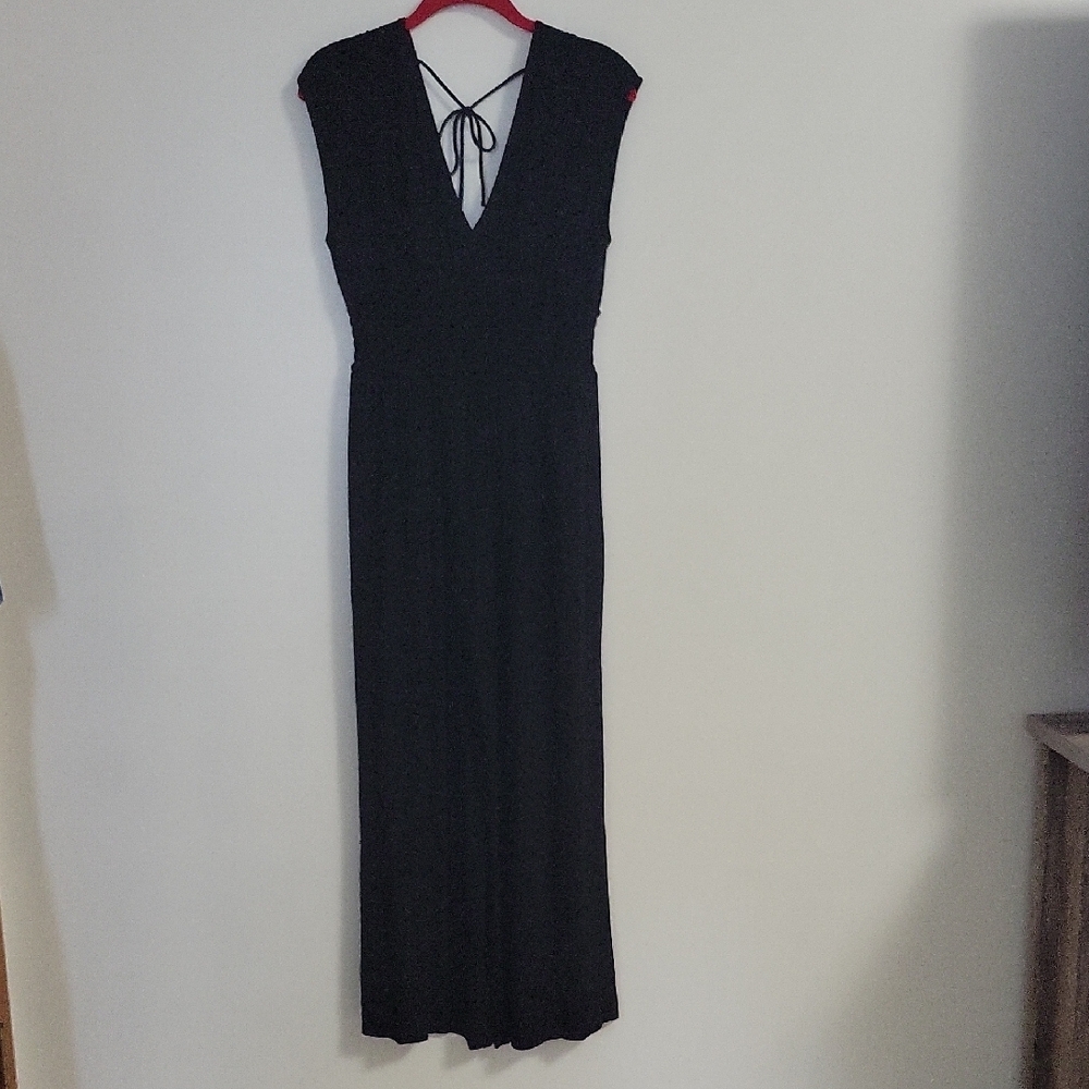 Old Navy Black Sleeveless V-Neck Wide Leg Jumpsuit Size Medium EUC